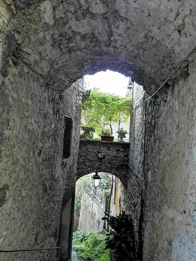 Valle Fiorita Castro dei Volsci ภายนอก รูปภาพ